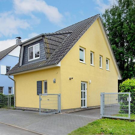 Haus Seerose - Ferienhaus Mit Garten Nahe Fleesensee Fuer Natur Und Erholung Göhren-Lebbin Eksteriør billede
